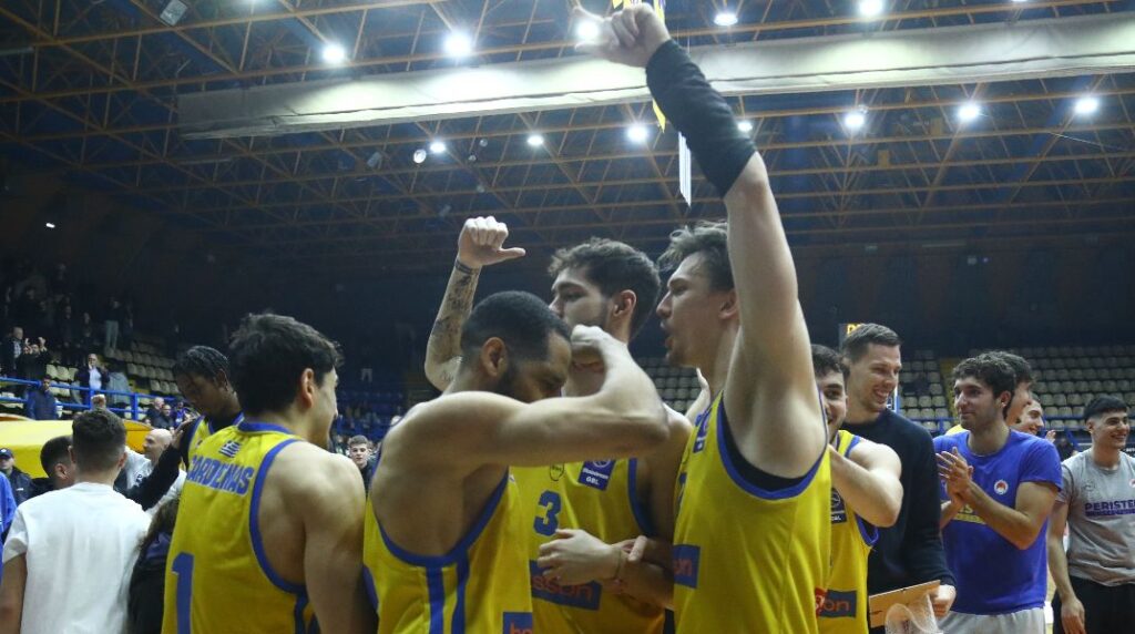 Το Περιστέρι νίκησε ξανά τον ΠΑΟΚ και βάζει… φωτιά στην τετράδα της GBL