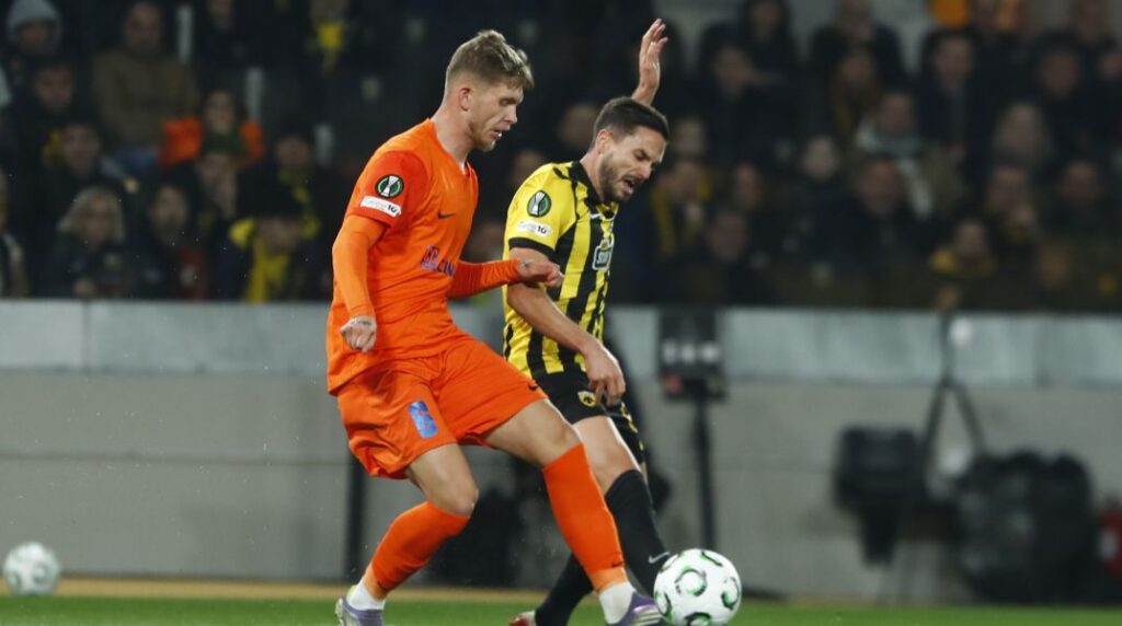 H Tσέλιε άνοιξε το σκορ απέναντι στην ΑΕΚ με το γκολ του Ιοσίφοφ (vid)