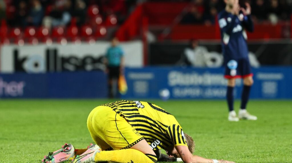 Πανσερραϊκός-Άρης 0-0: Οι κίτρινοι των 10 παικτών είχαν κέρβερο Αθανασιάδη