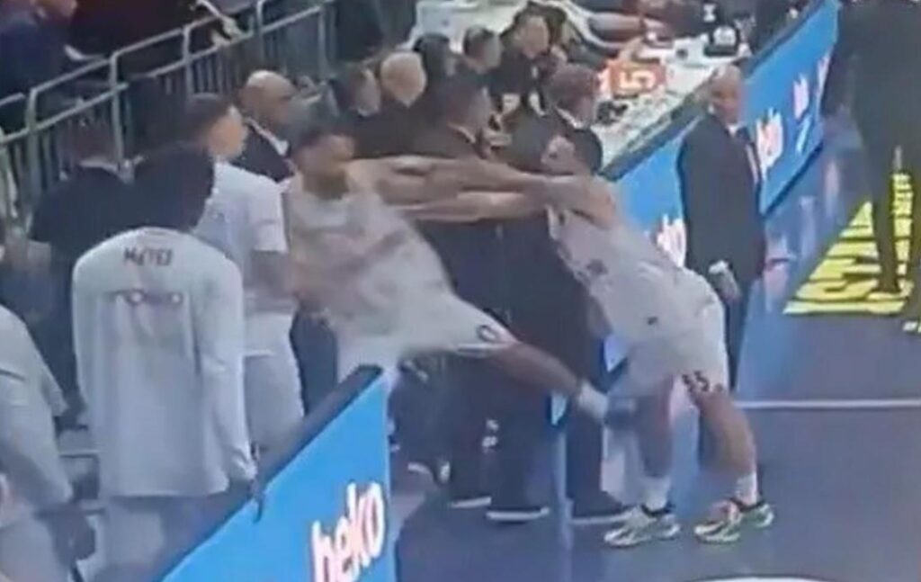 Μονακό: «Χοντρό» επεισόδιο Τζέιμς-Οκόμπο – Ο Αμερικανός έσπρωξε τον συμπαίκτη του!