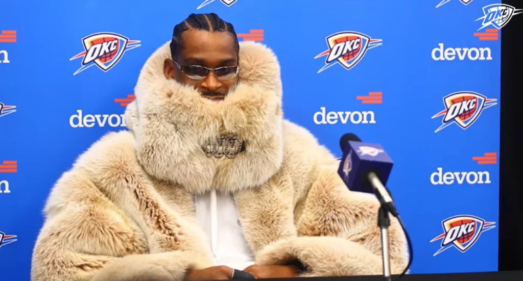 H εμφάνιση της χρονιάς: Ο Σέι Γκίλτζιους – Αλεξάντερ φόρεσε τη γούνα του και πήγε στη Νέα Υόρκη