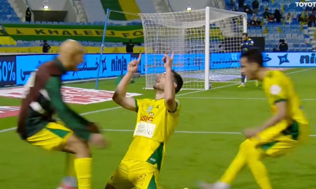 Μασούρας: To απίστευτο πλασέ του – Νέο γκολ ο Φορτούνης