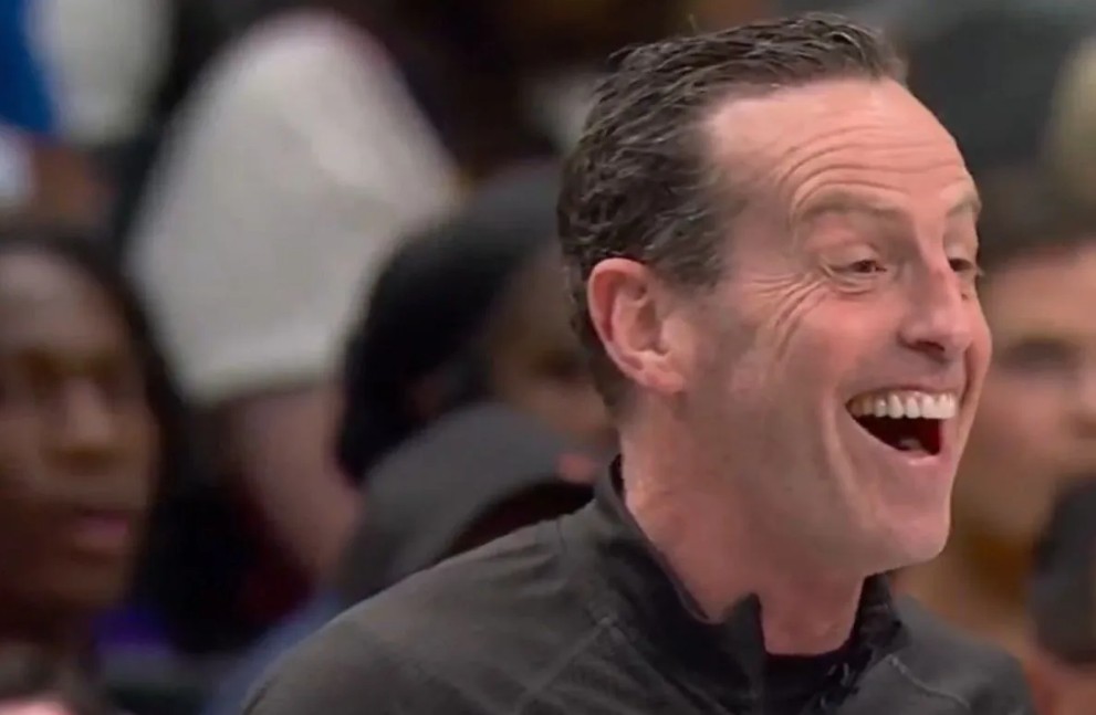 NBA: Οι διαιτητές έδωσαν κατοχή σε λάθος ομάδα και εκείνη πήγε να επιτεθεί στο λάθος καλάθι