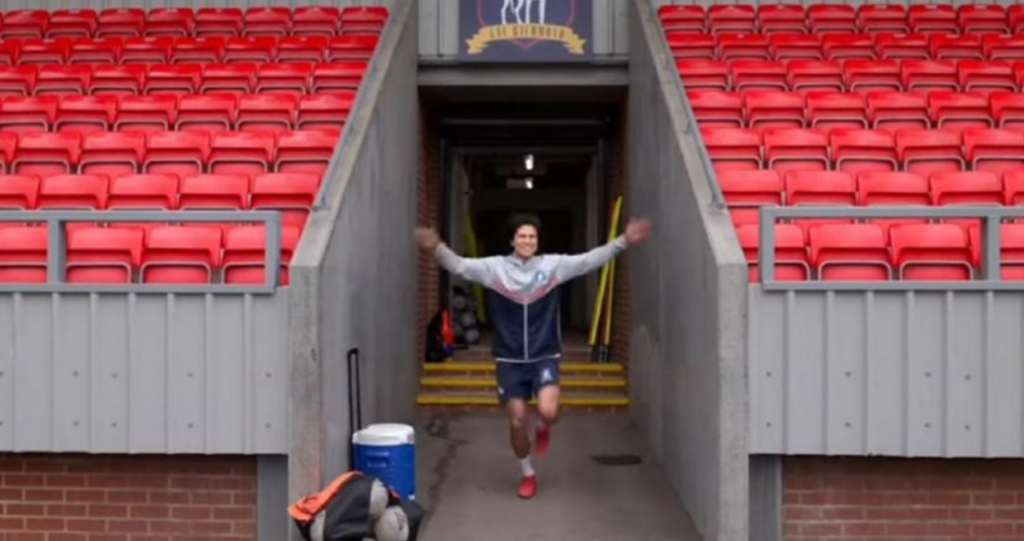 «Football is life» – Ο Ντάνι Ρόχας από το «Ted Lasso» κυνηγά επαγγελματικό συμβόλαιο στα 35 του!