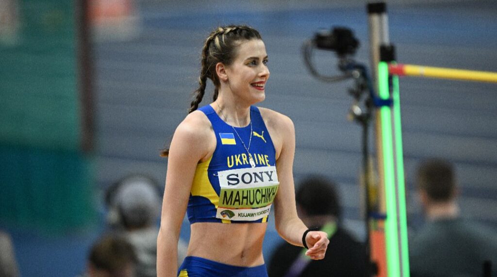 Επανήλθε στην κορυφή του ύψους η Μάχουτσικ!