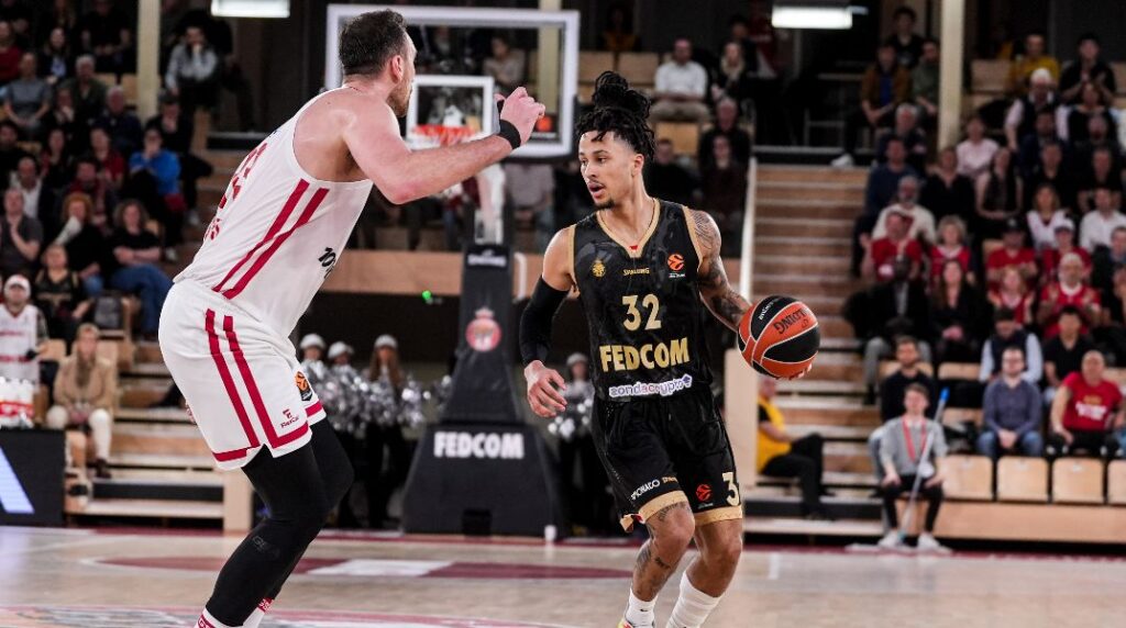 Η…bombita του Στραζέλ – Το καλαθί που στέρησε τη νίκη από τον Ολυμπιακό (vid)