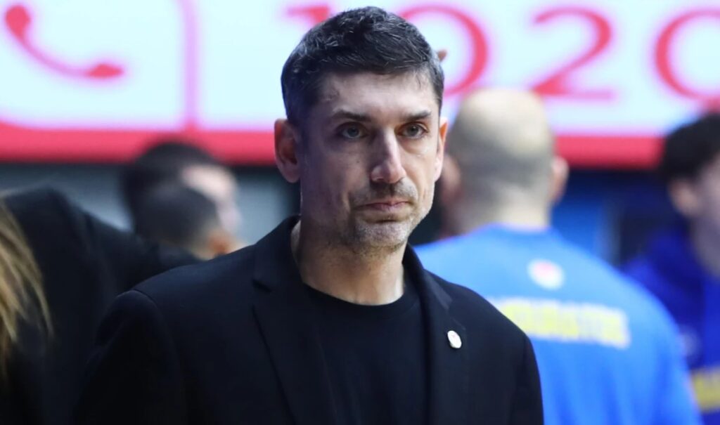 Ξανθόπουλος: «Είτε παίζουμε με τον ΑΟ Κωλοπετεινίτσας είτε με τους Γκόλντεν Στέιτ Γουόριορς πάμε για τη νίκη»