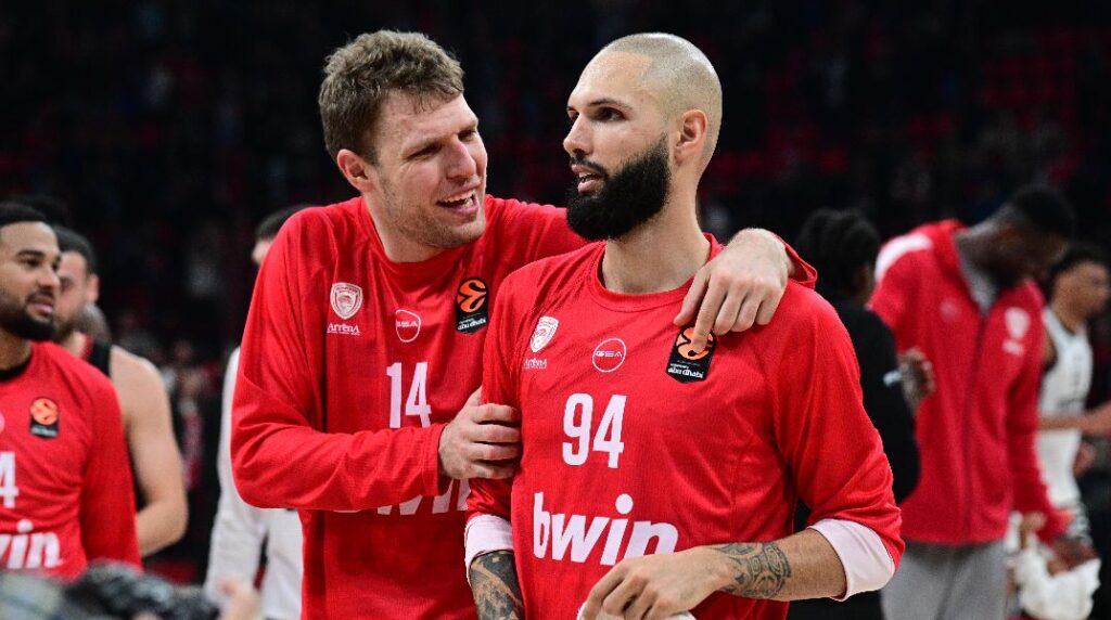 Επικό ποστ Φουρνιέ για Βεζένκοφ…που κοιμάται (pic)