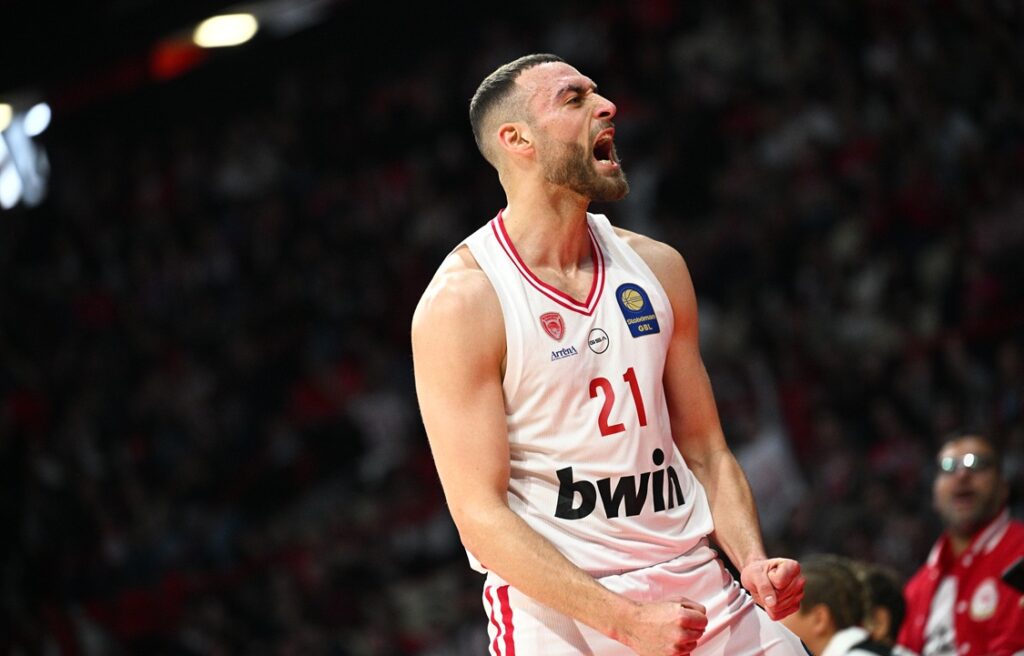 Νετζήπογλου: Έκανε ρεκόρ καριέρας 17 πόντων με τον Ολυμπιακό μέσα σε 12′ κόντρα στη Μύκονο