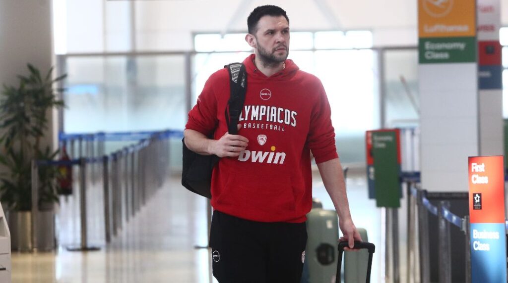 Παπανικολάου: «Σημαντικό για μένα το ότι έχω καταφέρει να βρίσκομαι τόσα χρόνια στο υψηλότερο επίπεδο»