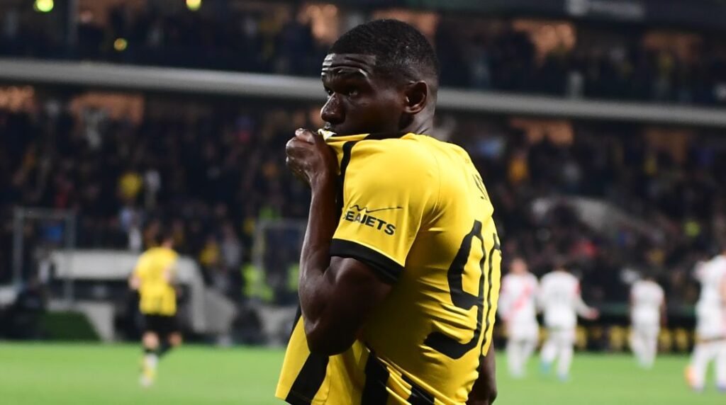 ΖΙΝΙ ΤΡΕΛΑΝΕ ΜΑΣ – ΓΚΟΛ…ΑΛΑ ΡΟΝΑΛΝΤΟ ΜΕ ΑΠΙΑΣΤΗ ΚΕΦΑΛΙΑ  (VID)