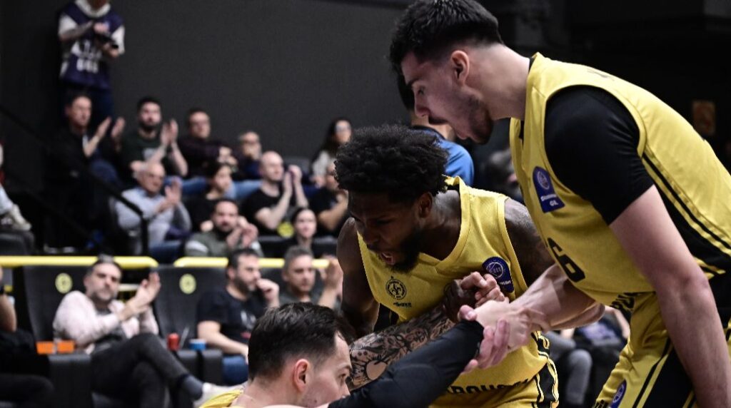 Άλμα παραμονής για το Μαρούσι – Πήρε και τη διαφορά με τον Κολοσσό