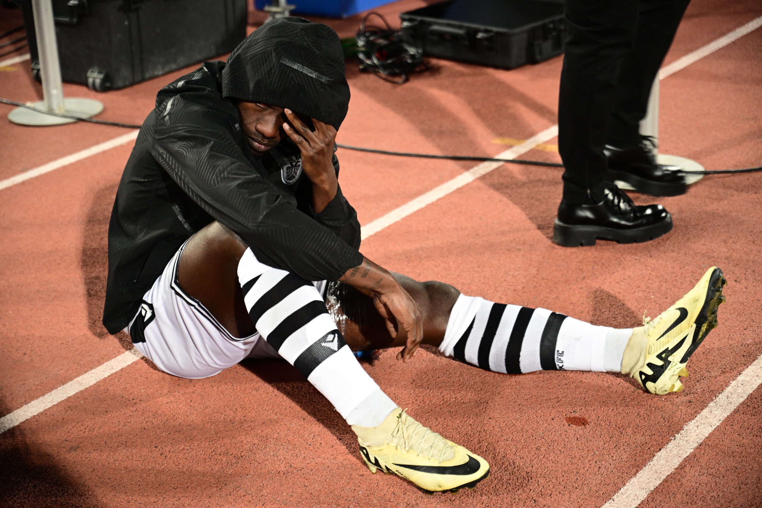 Το απόλυτο κοντράστ συναισθημάτων μεταξύ παικτών του ΠΑΟΚ και του ΟΦΗ