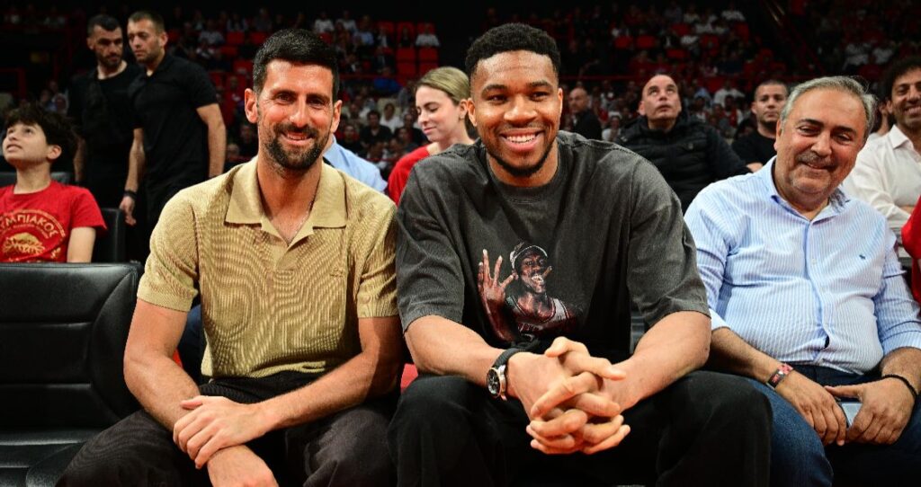 Παρέλαση αστέρων: Ο Γιάννης Αντεντοκούνμπο στο ΣΕΦ μαζί με τον Νόβακ Τζόκοβιτς (pics)