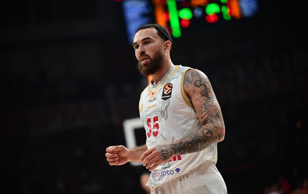 Αποβλήθηκε ο Τζέιμς στο Game 2 Ολυμπιακός-Μονακό