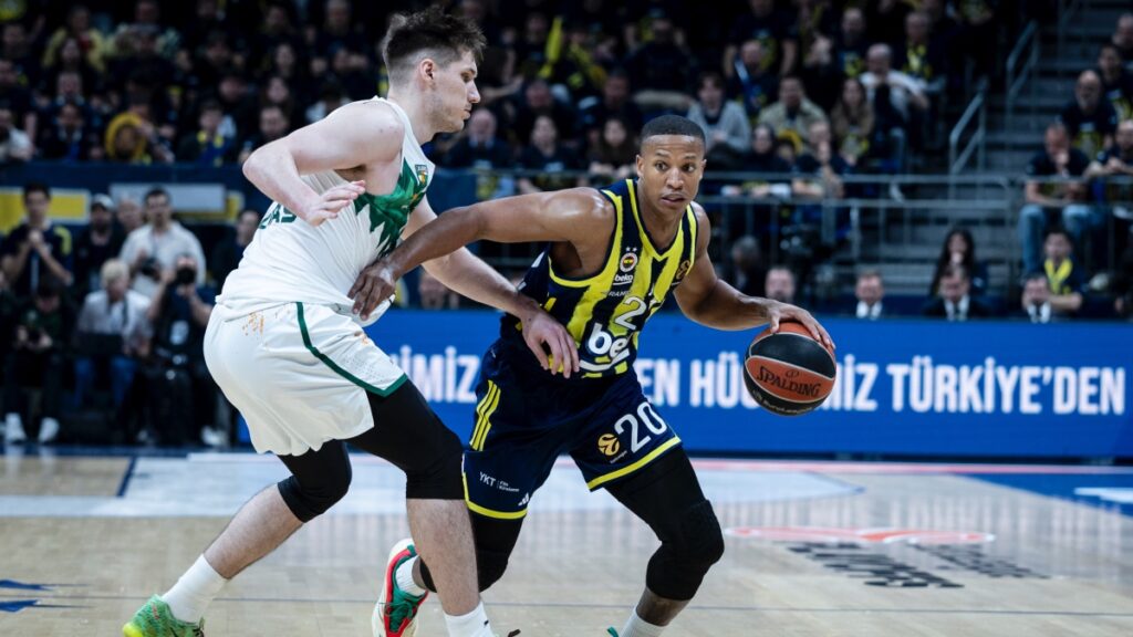 Φενέρμπαχτσε-Ζάλγκιρις 86-74: Το αφεντικό της σειράς οι Τούρκοι και απέχουν ένα βήμα από το F4