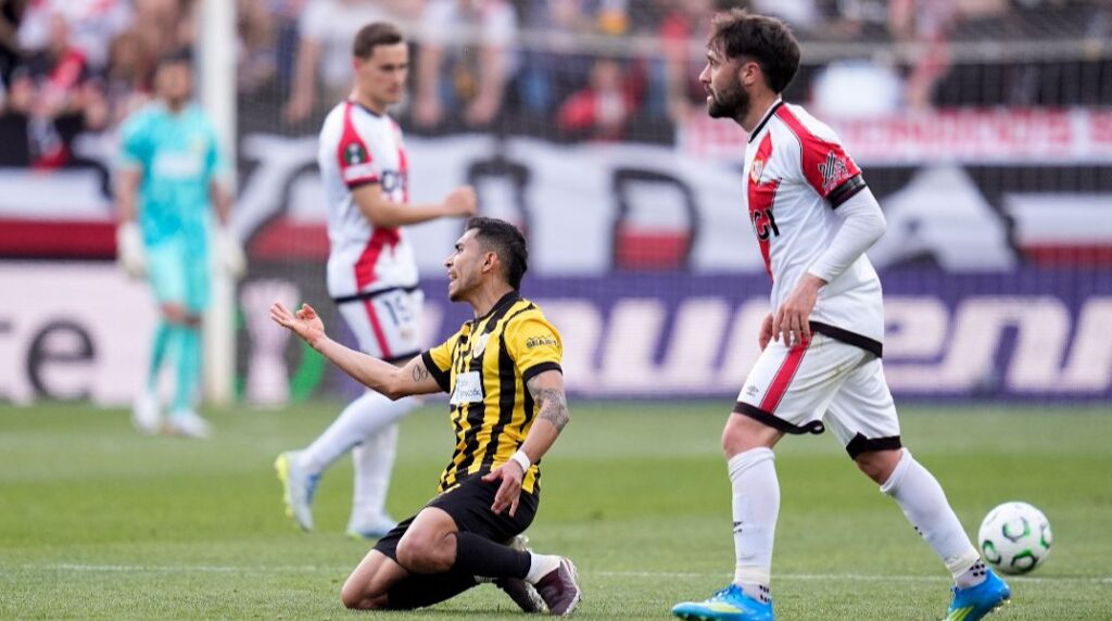 Ράγιο Βαγιεκάνο-ΑΕΚ 3-0: Χαράμισε τις ευκαιρίες…και πάει για το θαύμα στην Allwyn Arena