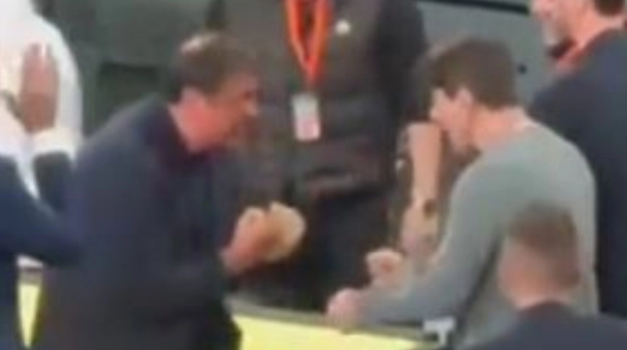 Ο Αταμάν τρελάθηκε στη λήξη και έτρεξε πάνω στον Δημήτρη Γιαννακόπουλο (vid)