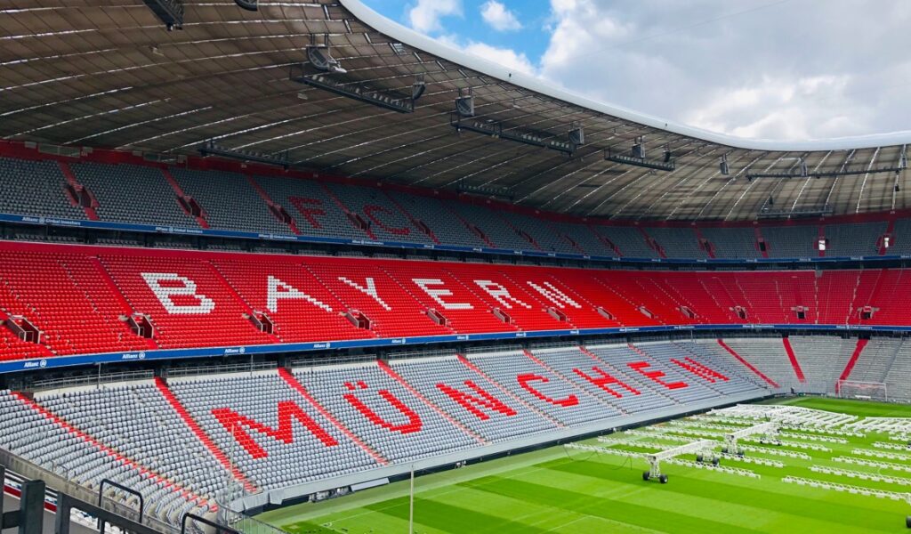 Μπάγερν Μονάχου: Οι Βαυαροί προσέλαβαν παίκτρια της γυναικείας ομάδας ως σκάουτ