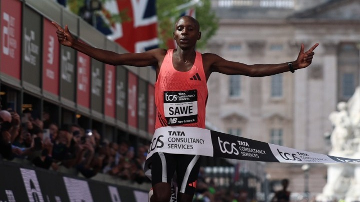 Απίθανα πράγματα: Ο Σάουε «κατέβηκε» τις δύο ώρες στον Μαραθώνιο του Λονδίνου!