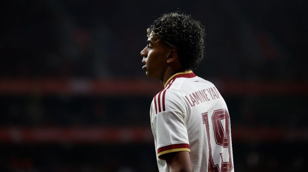 Ισπανία: Έρευνα για για ισλαμοφοβικά συνθήματα στον αγώνα με την Αίγυπτο – Σοκαρισμένος ο Γιαμάλ