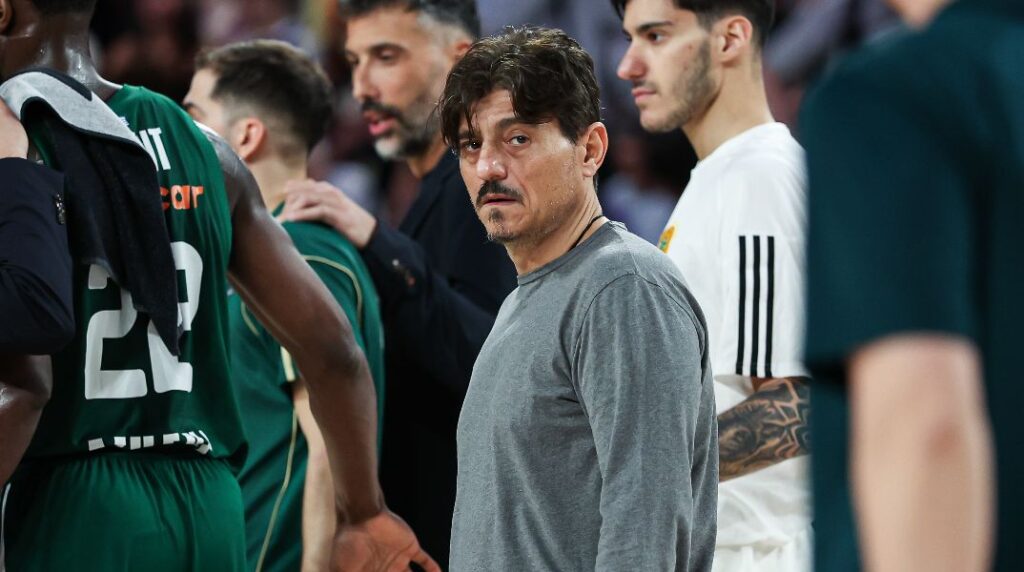 Ανακοίνωση Βαλένθια για Γιαννακόπουλο: «Ξεπέρασε κάθε όριο, θαα κάνουμε επίσημη καταγγελία»