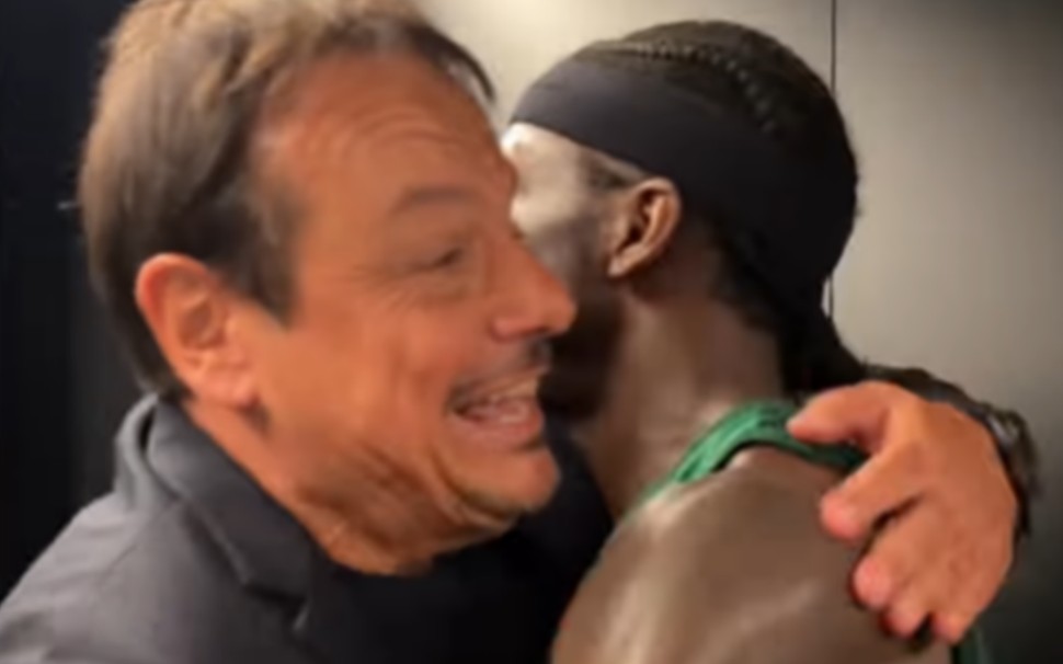 Παναθηναϊκός: Παράνοια στα αποδυτήρια, τρελαμένοι Αταμάν και παίκτες μετά τη μεγάλη νίκη